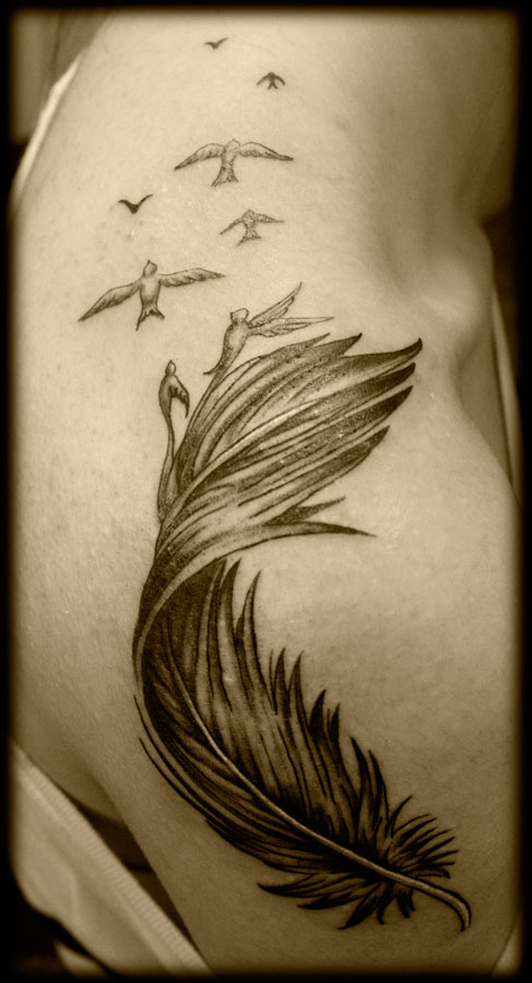 Amazing Exquisite Bird Feather Tattoo Ideas