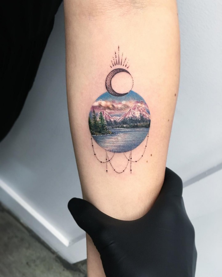 forest-and-mountain-circle-tattoo