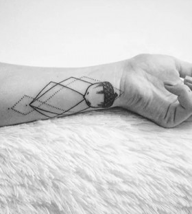 geometric-wrist-acorn-tattoo geometric-wrist-acorn-tattoo