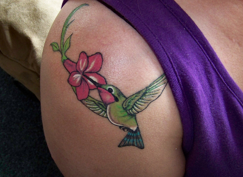 Hummingbird On Shoulder Tattoo Design