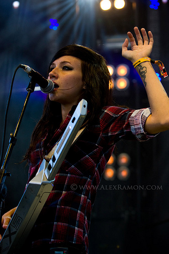 Valarie Poxleitner Heart Tattoo on Left Hand
