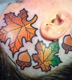 maple-leaf-and-acorn-hear-autumn-tattoo maple-leaf-and-acorn-hear-autumn-tattoo