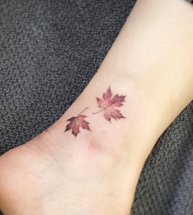 maple-leaft-autumn-tattoo maple-leaft-autumn-tattoo