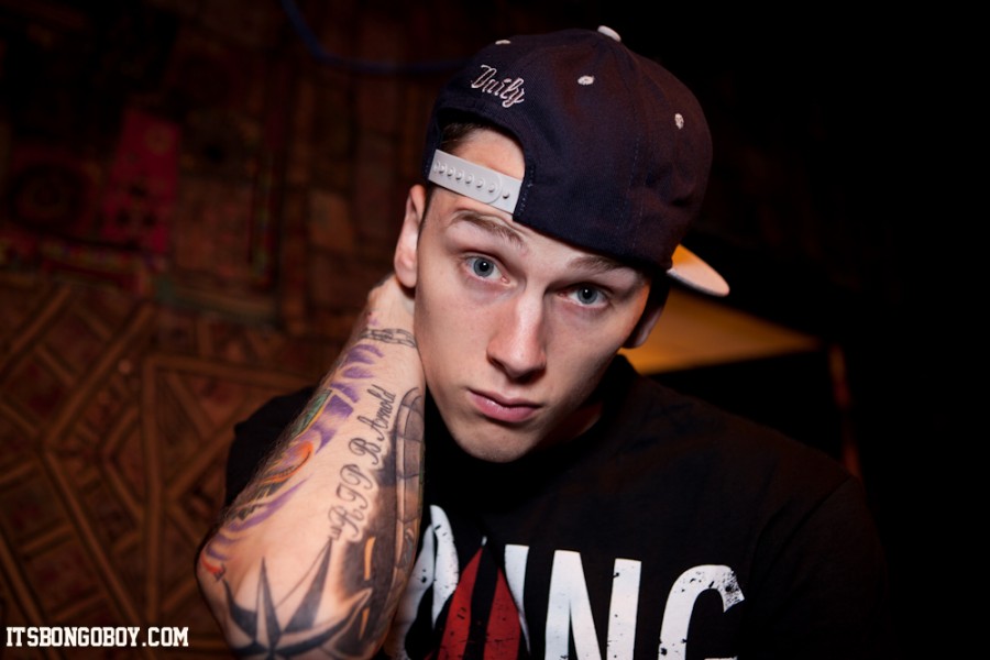 Machine Gun Kelly Tattoo in Right Hand