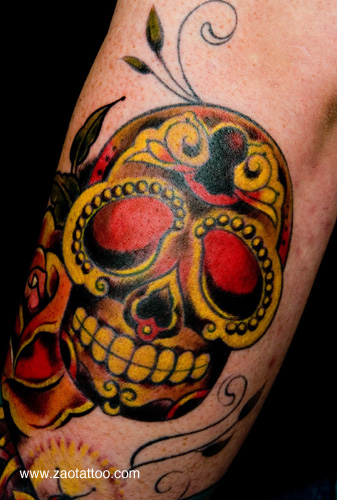 Golden Pirates Skull Tattoo Design