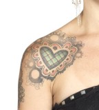 Awesome Stylish Heart Shoulder Tattoo Designs for Women