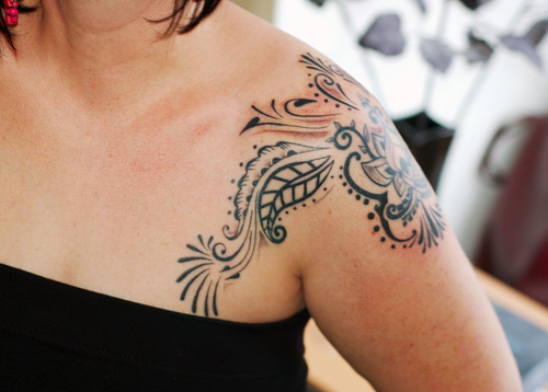 Swirly Floral and Flowers Shoulder Tattoos for Women