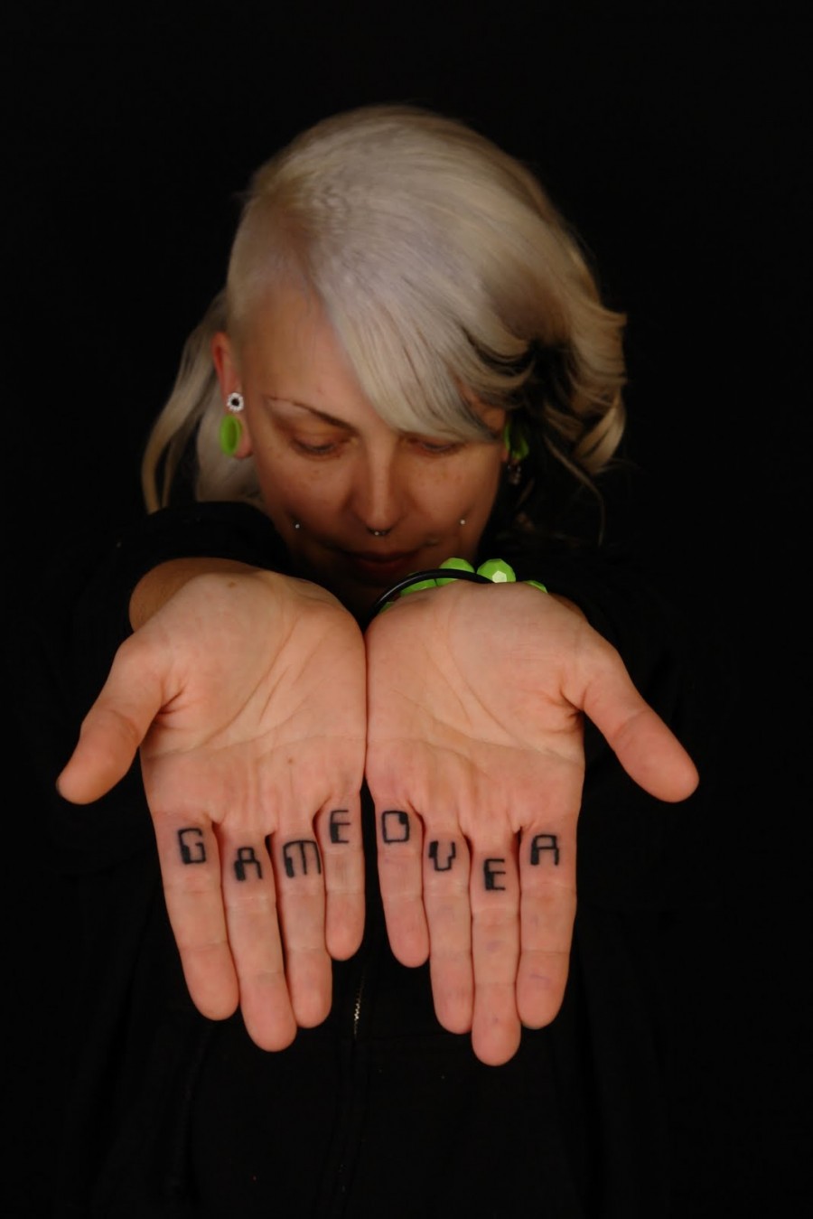 Finger Tattoo Designs For Girls And Women Female Cool Finger Tattoo