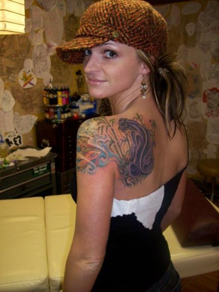 Elegant Arm Women Shoulder Tattoo Designs