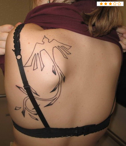 Swallow Tattoo Design on Back for Women