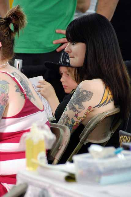 Girls with Cute Tattoo Design on Arm