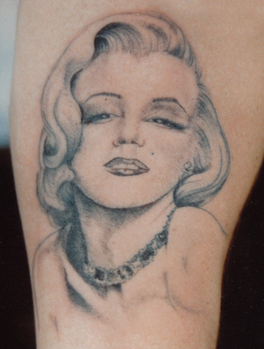 Marilyn Monroe Head Pin-up Girl Tattoo Design for Women