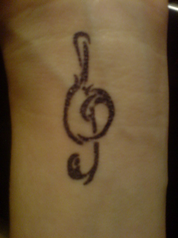 Treble Clef Tattoo with Spray Paint Tatto for Women