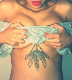 underboob tattoo